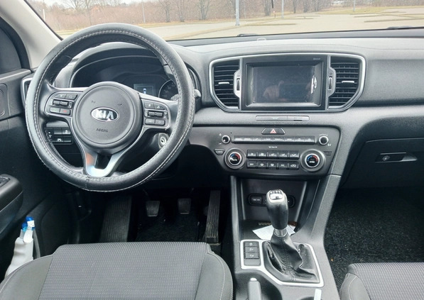 Kia Sportage cena 59500 przebieg: 201000, rok produkcji 2016 z Siedlce małe 37